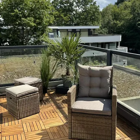 Velmora Boutique - Wellness - Pool, Sauna, E-bikes Direkt Am * Timmendorfer Strand